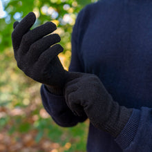 Load image into Gallery viewer, Warm Essential 20-piece Homeless Care Hygiene Kit